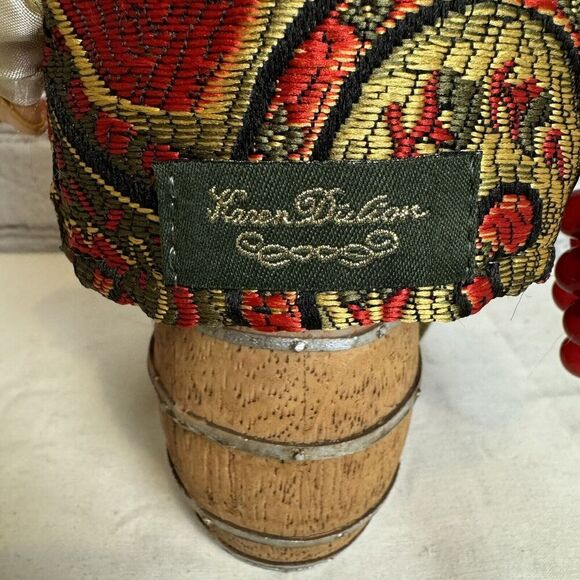 Karen Didion Original Collectible Santa Wine Santa Wine Barrel Grapes EXCELLENT - Picture 4 of 8